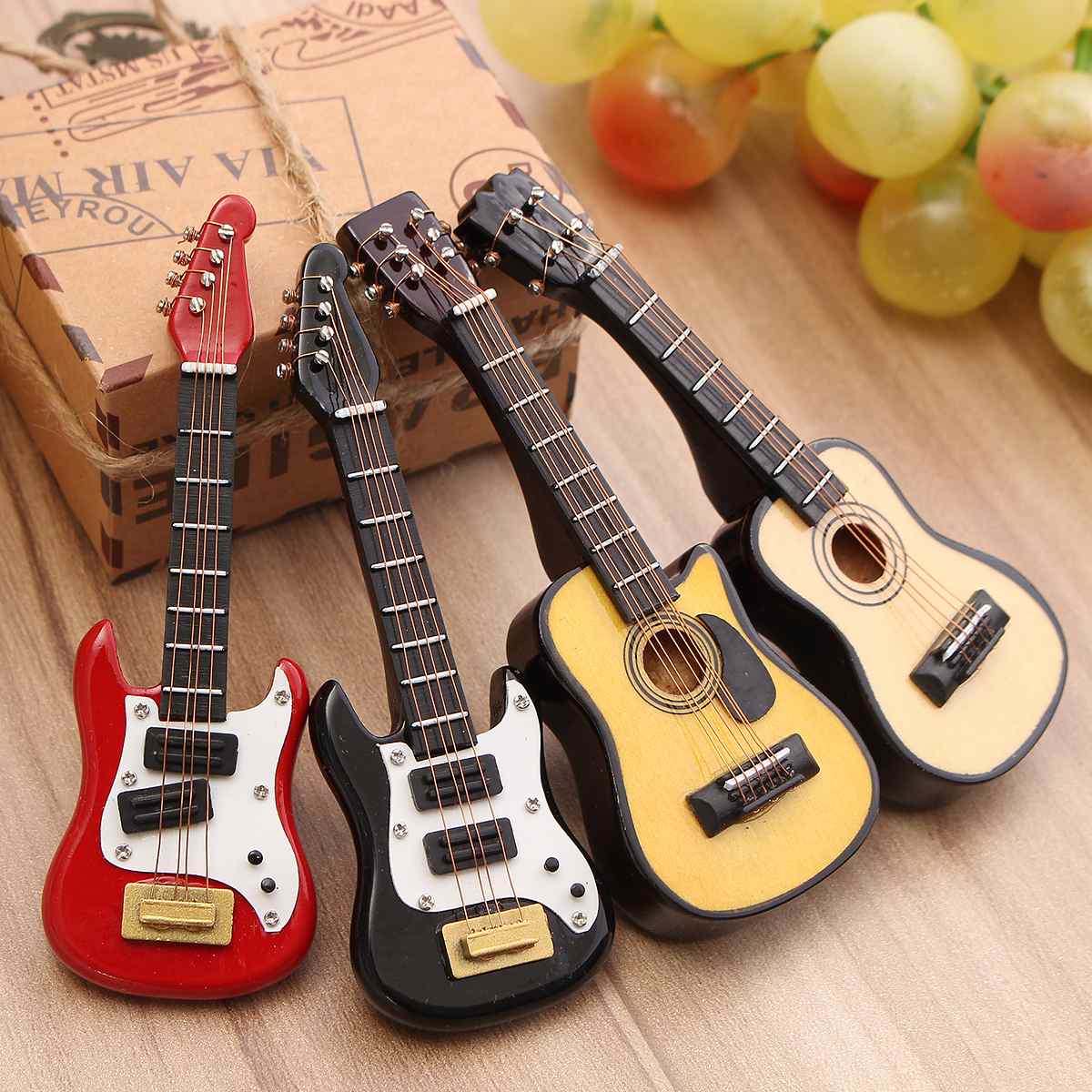 4 pezzi Kiwarm moda scala 1/12 - Musical Instrument Craft recensione e prezzo